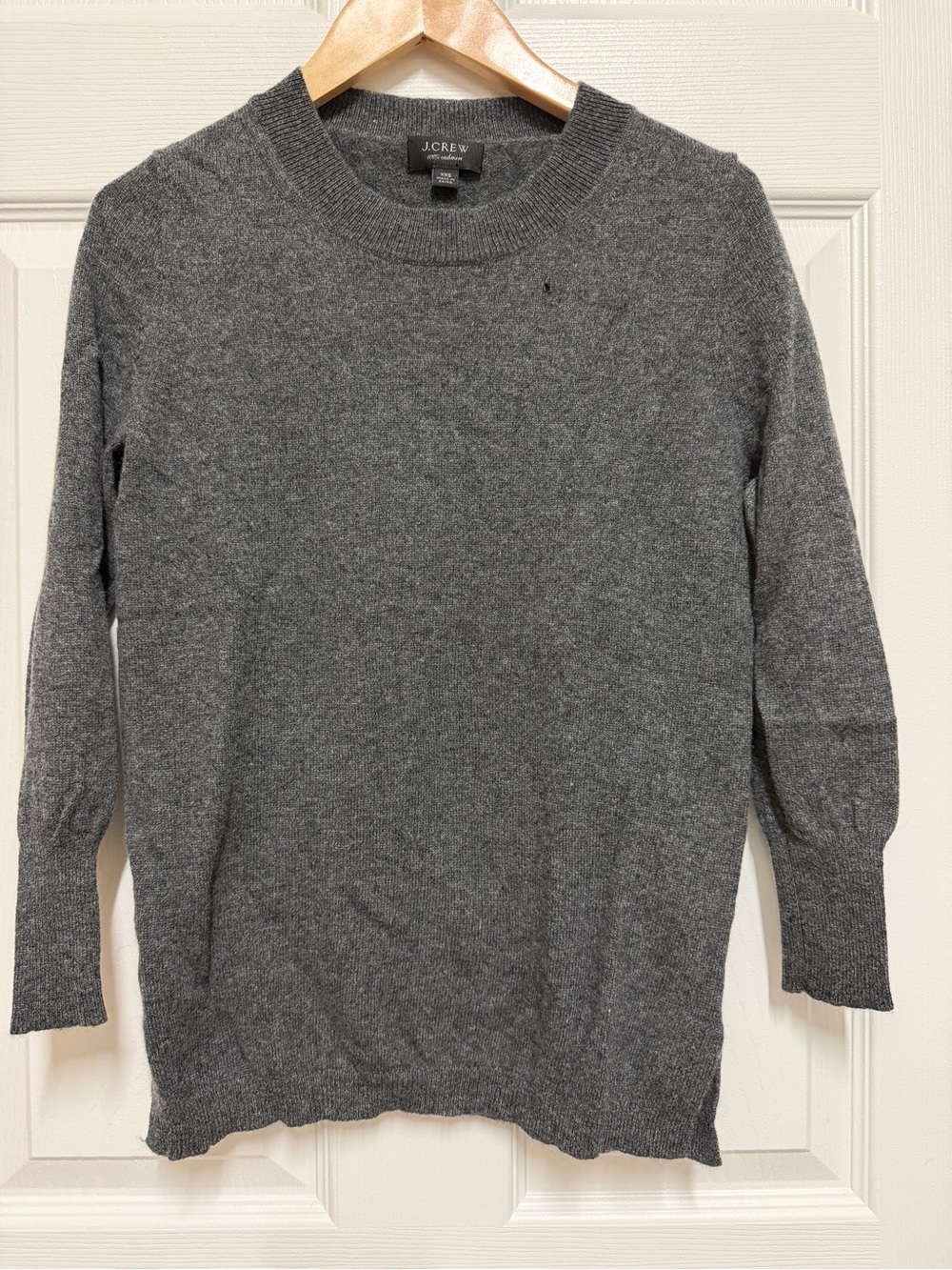 J. Crew women’s Crewneck 100% Cashmere Sweater - Gray